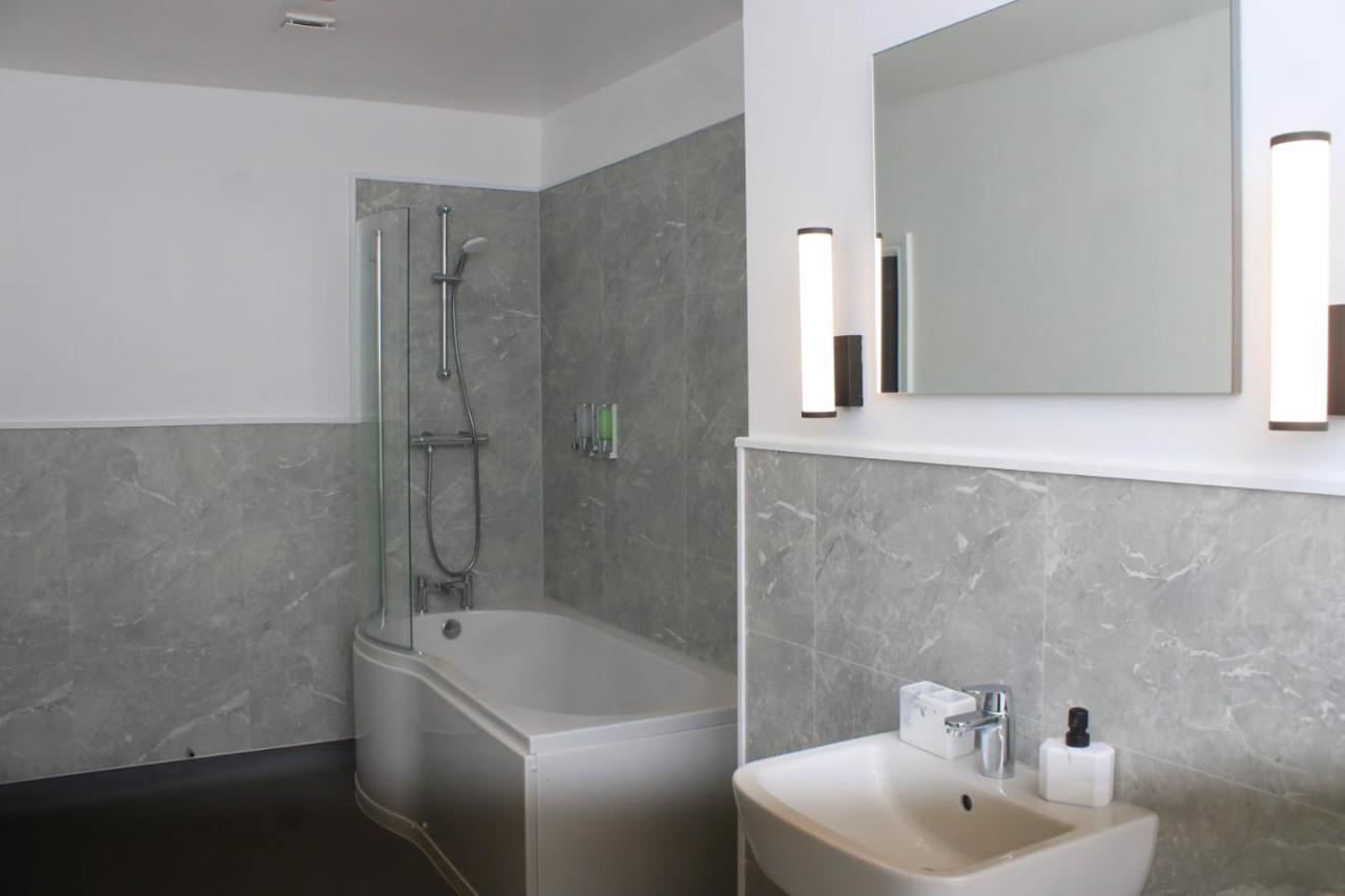 Fenwick Sunrise Hotel Ливърпул Екстериор снимка